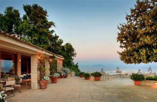 Kanoni Villa | 750 m² Villa ∙ 6 bedrooms ∙ 12 guests