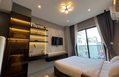 Chamkar Mon House | 77777 Cozy 2-bedroom house in perfect Phnom Penh neighborhood with AC