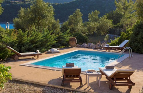 Ithaki Villa | 79 m² Villa ∙ 2 bedrooms ∙ 4 guests