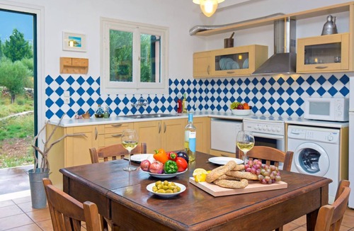 Ithaki Villa | 79 m² Villa ∙ 2 bedrooms ∙ 4 guests