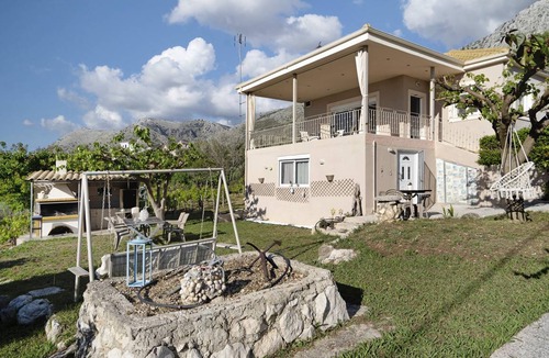 Aktio-Vonitsa House | 80 m² Finca ∙ 2 bedrooms ∙ 6 guests
