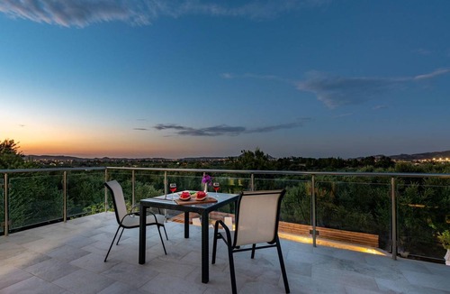 Romirion Resort | 80 m² Resort ∙ 3 bedrooms ∙ 6 guests
