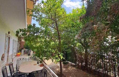 Chalandri Apartment | 85 m² Apartment ∙ 2 bedrooms ∙ 5 guests