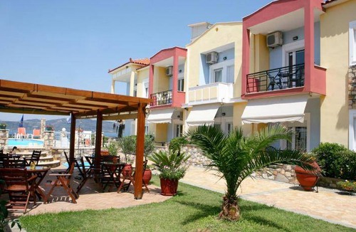 Lesvos Apartment | 85 m² Serviced apartment ∙ 2 bedrooms ∙ 5 guests