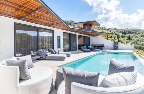 Lefkada Villa | 87 m² Villa ∙ 3 bedrooms ∙ 4 guests