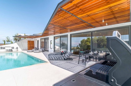 Lefkada Villa | 87 m² Villa ∙ 3 bedrooms ∙ 4 guests