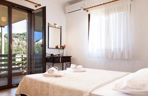Apolpaina Apartment | 90 m² Apartment ∙ 2 bedrooms ∙ 6 guests
