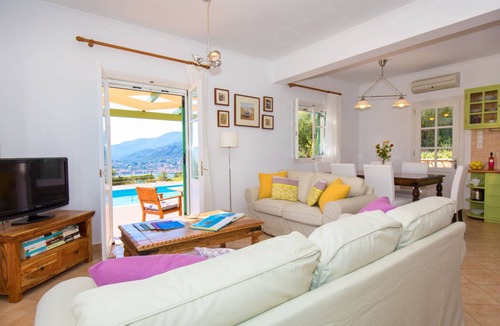 Vathy Villa | 95 m² Villa ∙ 2 bedrooms ∙ 4 guests