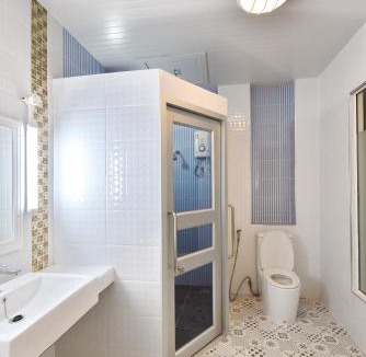 Bang Pakong Apartment | 97 Merryland Apartments & Hotel