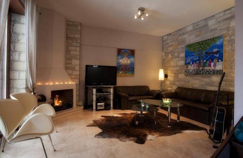 Terpsithea House | 98 m² House ∙ 2 bedrooms ∙ 4 guests
