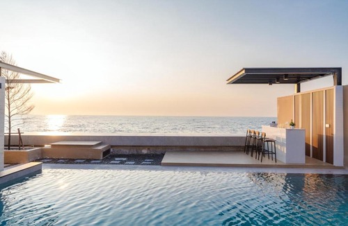 Cha-am Villa | 9910 stay pool villa Cha-am พูลวิลล่าติดทะเล บ้านติดทะเล ชะอำ