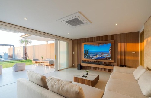 Cha-am Villa | 9910 stay pool villa Cha-am พูลวิลล่าติดทะเล บ้านติดทะเล ชะอำ