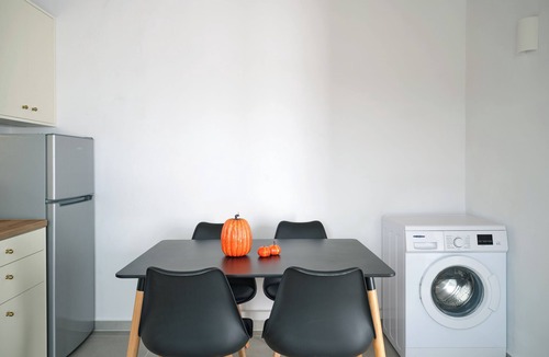 Lefkes House | A beautiful modern house, with equipped kitchen, 2 bedrooms and an amazing view