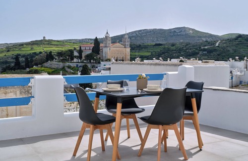 Lefkes House | A beautiful modern house, with equipped kitchen, 2 bedrooms and an amazing view