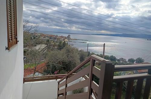 Ouranoupoli Apartment | A Fringe Of Blue