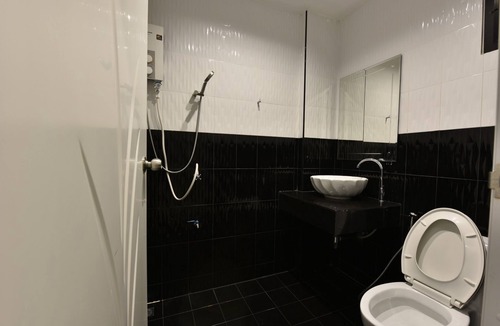 Khlong Thanon Hotel | A.M.Place