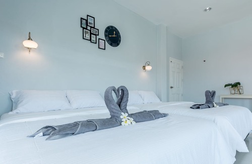 Nong Kae Villa | A villa in the heart of Hua Hin, 2.5 km from the Beach, a private swimming pool.