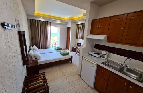 Agia Marina Hotel | Abella Hotel