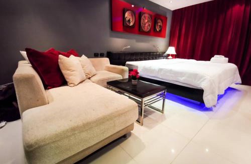 Patong Apartment | Absolute Bangla R305