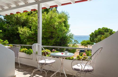 Toroni Apartment | Acapus Studios