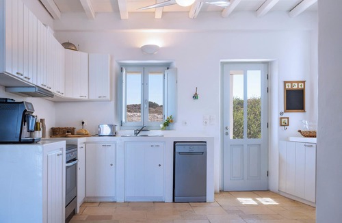 Naousa Villa | Aegean Elegance: Villa Penelope Paros - A Serene Cycladic Retreat