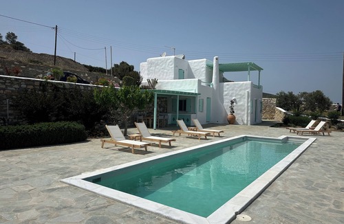 Naousa Villa | Aegean Queen Villas