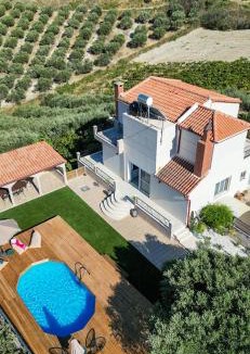 Athanatoi Villa | Aegli Villa - Private Retreat near Heraklion
