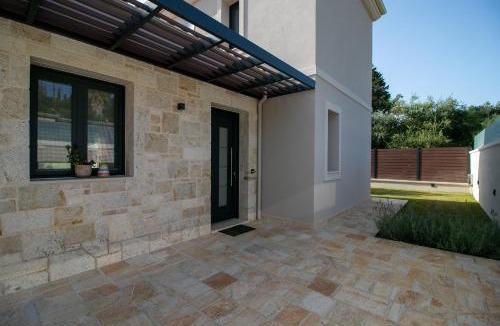 Agios Georgios Pagon Villa | Aelia Villa