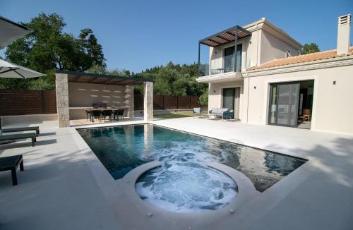 Agios Georgios Pagon Villa | Aelia Villa