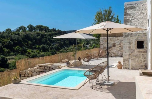Amnatos Apartment | Aerida GuestHouse Of Stone, Maria & Natalia Suites
