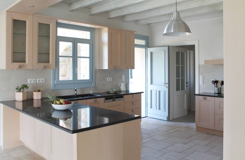 Glinado House | Aetheras House, surrounded by nature & olive trees is ready to welcome you!
