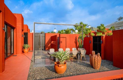 Saen Suk Villa | Afro Pool Villa Bangsean 01