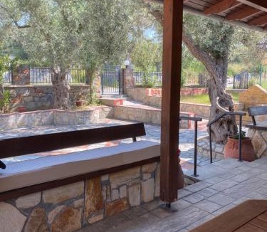 Alexandroupoli House | Agia Paraskevi Villa Olive