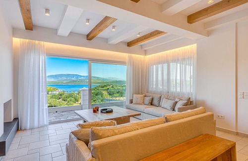 Agios Stefanos Villa | Agios Stefanos Bay - Villa Maria