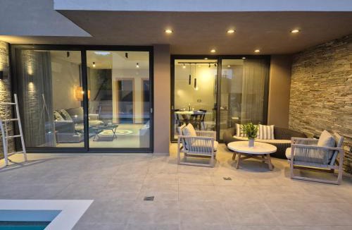 Tsilivi Villa | Aguacate Meliti with heated private swimming pool