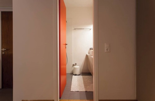 Exarhia Apartment | #AH14 Maroon Studio
