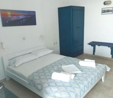 Azolimnos Apartment | Aigaio View Studios & Rooms