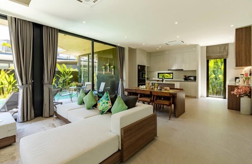 Choeng Thale Villa | Aileen Layan Villa 6 with Private Pool