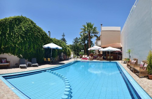 Agia Marina Apartment | Akatos Hotel
