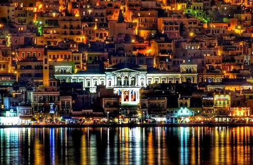 Vari House | Akti Miaouli Holiday Home