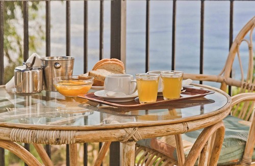Karpathos Town Hotel | Albatros