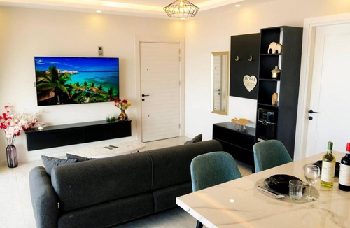 Esentepe Apartment | Albatros Resort - Infinity Pool & Private Terrace Apartment 3 by Azur Prime
