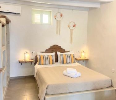Symi Apartment | ALEMINAS House 1