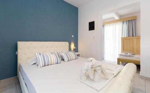 Limenaria Apartment | Alexa's Sunny Days