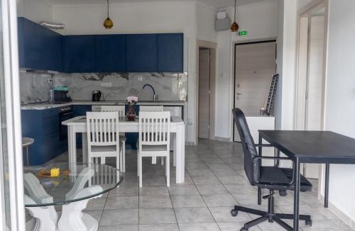 Perea Apartment | Alexander Blue Suite