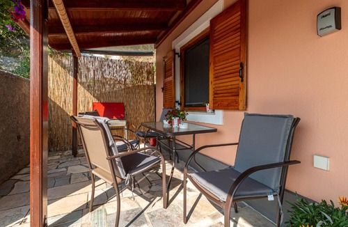 Corfu House | Alice Cottage in Viros Village