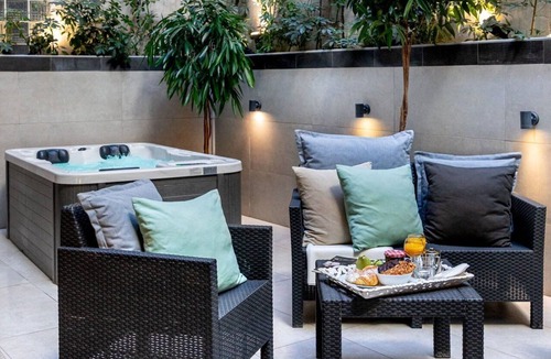 Gazi Villa | Alluring Athens Maisonette | Apollo Heights Maisonette | 1 Bedroom | Superb.