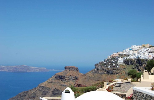 Kithnos Apartment | Alluring Kythnos Suite | Thebes Suite | Breathtaking Sea Views | Spacious.
