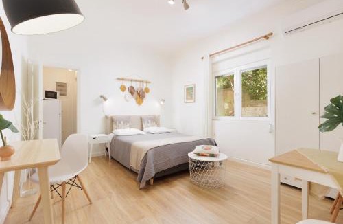 Corfu Town Apartment | Aloe Apartments