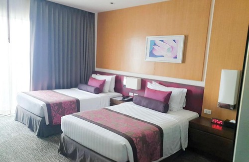 Racha Thewa Hotel | Amaranth Suvarnabhumi Hotel - Free Suvarnabhumi Airport Shuttle